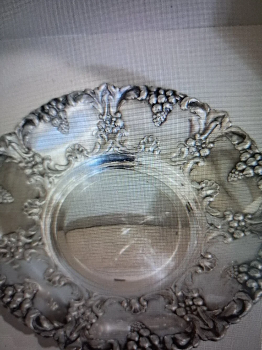 Vintage William Adams Scallop Grapes Silver Plate Serving Bowl Spain